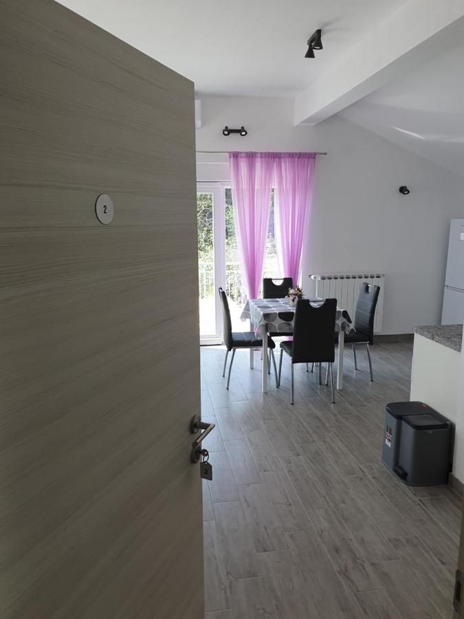 Studio Apartman Rubinic Ловран Екстериор снимка